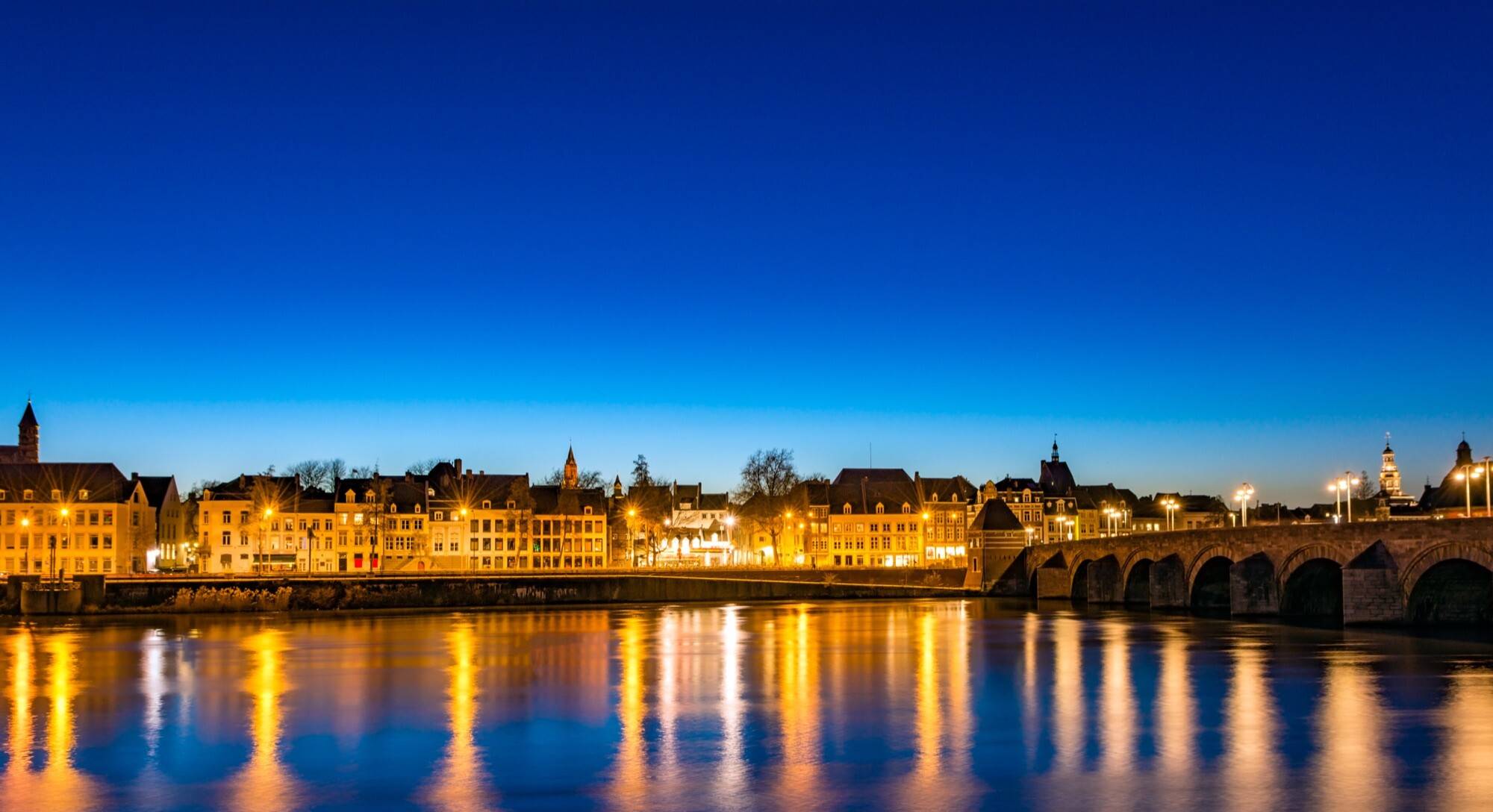 Die Sint-Servaas-Brücke über die Maas in Maastricht